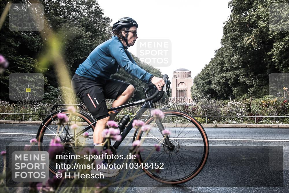 13.09.2026 - Stadtparktriathlon H.Heesch http://msf.ph/oto/10348452 13.09.2026 11:23:19 Radfahren 708, 728, 750, 758, 800 meine-sportfotos.de