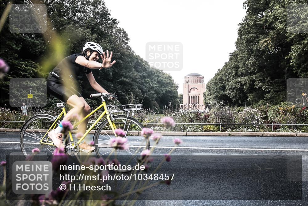 13.09.2026 - Stadtparktriathlon H.Heesch http://msf.ph/oto/10348457 13.09.2026 11:23:23 Radfahren 658, 738, 743, 750, 758 meine-sportfotos.de