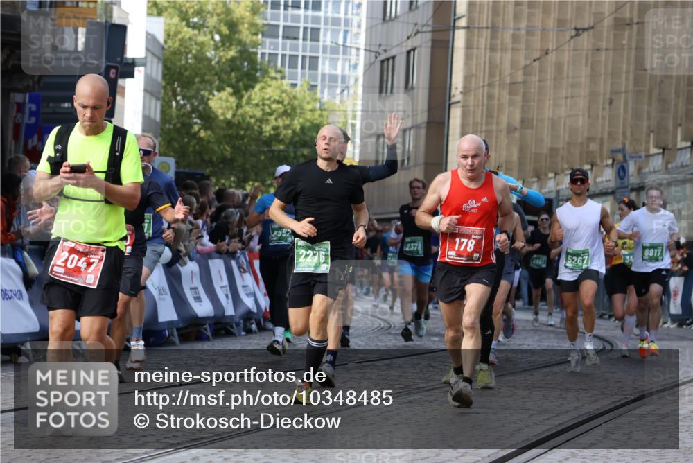 13.09.2026 - 21. swb-Marathon Bremen Strokosch-Dieckow http://msf.ph/oto/10348485 13.09.2026 13:28:45 Ziel 178, 210, 1239, 1380, 1460, 2047, 2764, 2977, 3028, 3294, 3597, 4250, 5250, 5683, 5889, 8429, 8483, 8570, 9064, 9549, 430, 722, 725, 936, 1014, 1688, 2223, 2276, 2378, 2851, 2891, 3419, 3444, 3665, 3938, 5267, 5531, 5691, 5865, 6099, 6817, 6937, 6955, 7134, 8984, 8985, 9562, 13174 meine-sportfotos.de