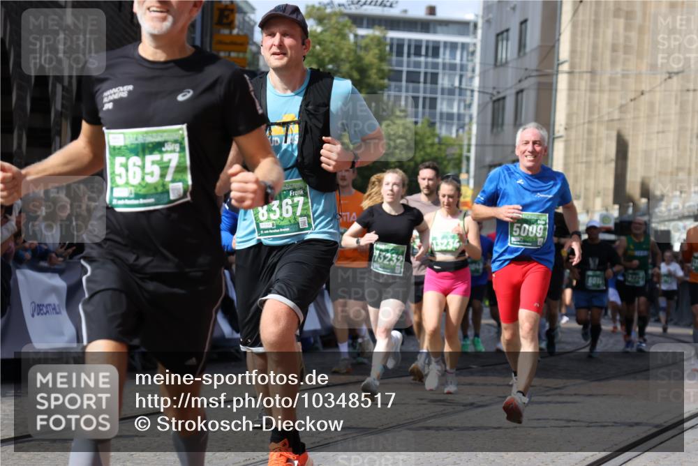13.09.2026 - 21. swb-Marathon Bremen Strokosch-Dieckow http://msf.ph/oto/10348517 13.09.2026 13:32:45 Ziel 287, 1369, 1687, 2292, 2293, 2910, 2992, 3402, 3429, 3441, 3650, 3878, 3922, 4057, 4263, 4380, 4471, 4655, 4835, 5281, 6258, 6518, 6593, 6760, 6781, 6857, 6875, 6900, 7150, 7173, 7553, 7572, 7990, 8632, 8957, 9040, 9151, 9175, 9198, 9283, 9719, 9779, 13029, 13208, 13244, 891, 1532, 2638, 3167, 3404, 3773, 3902, 4194, 4233, 5009, 5090, 5706, 6018, 6786, 6941, 7756, 8506, 9406, 9745, 9829, 10048, 13039, 13146, 13164, 13232, 13234, 13247 meine-sportfotos.de