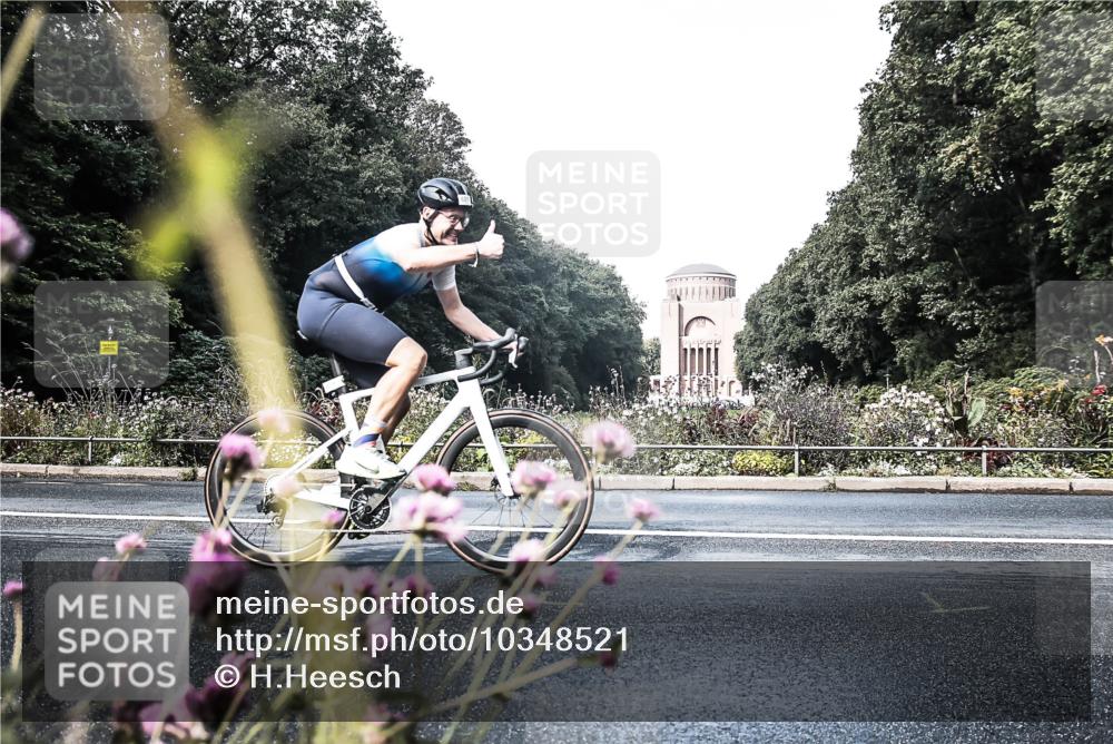 13.09.2026 - Stadtparktriathlon H.Heesch http://msf.ph/oto/10348521 13.09.2026 11:23:57 Radfahren 601, 677, 729, 744 meine-sportfotos.de