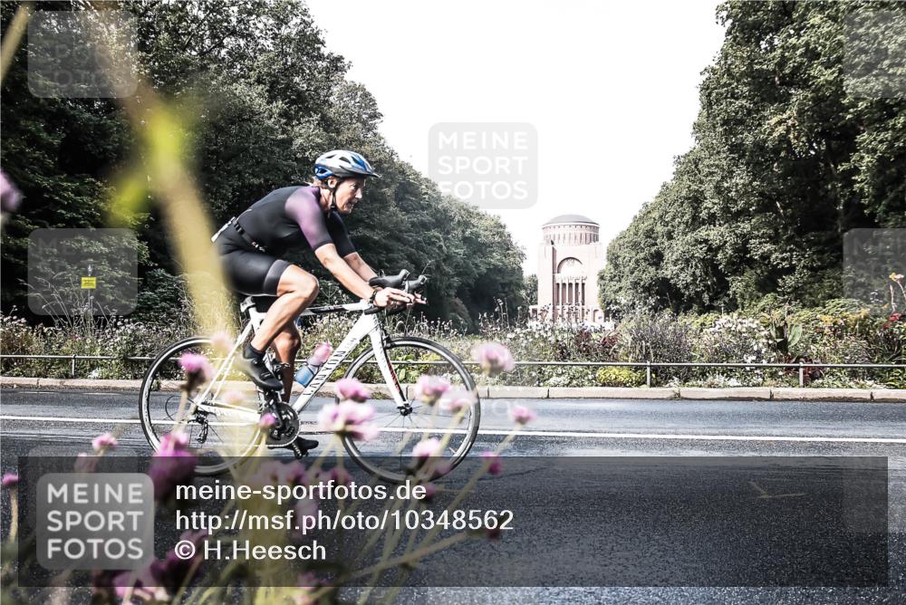 13.09.2026 - Stadtparktriathlon H.Heesch http://msf.ph/oto/10348562 13.09.2026 11:24:36 Radfahren 649, 762, 779, 1799 meine-sportfotos.de