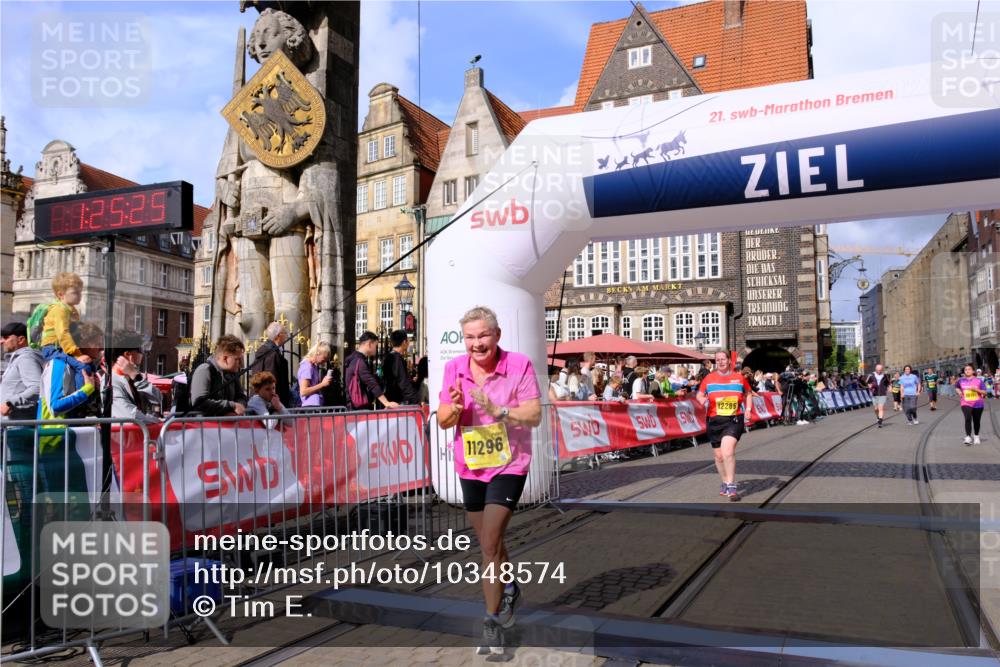 13.09.2026 - 21. swb-Marathon Bremen Tim E. http://msf.ph/oto/10348574 13.09.2026 11:20:42 Ziel 10161, 11296, 11541, 11980, 12285, 12374 meine-sportfotos.de