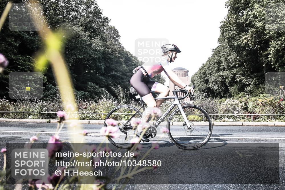 13.09.2026 - Stadtparktriathlon H.Heesch http://msf.ph/oto/10348580 13.09.2026 11:24:41 Radfahren 637, 672, 722, 739, 762, 795, 1799 meine-sportfotos.de