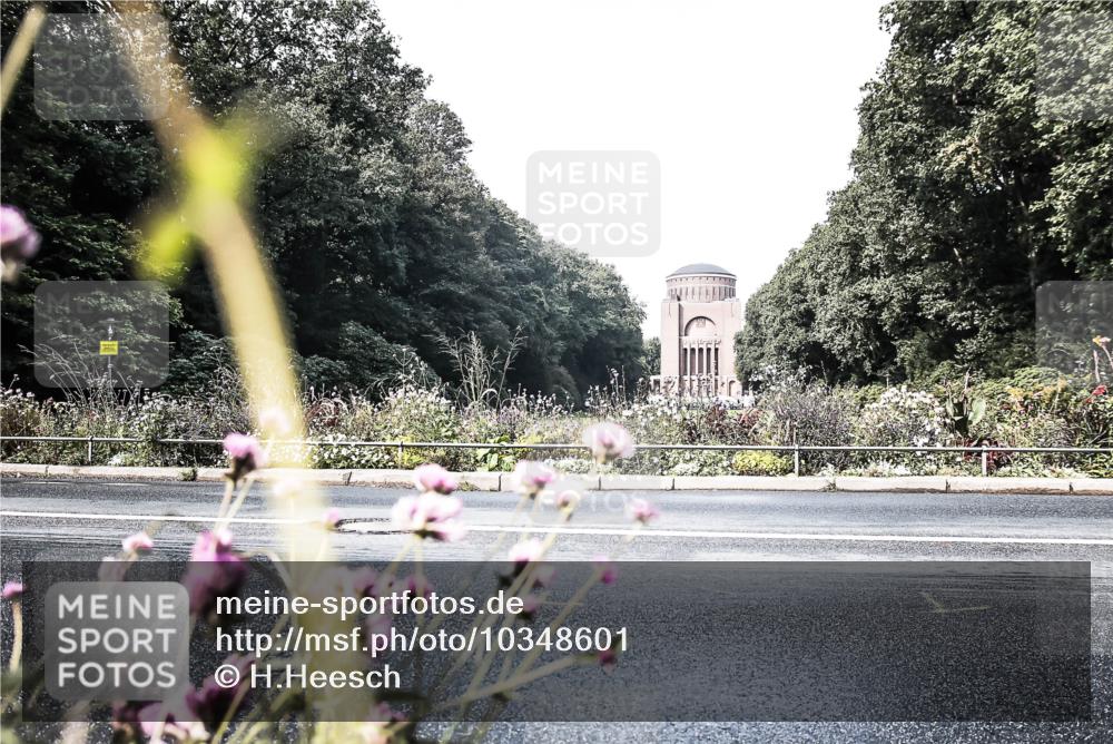 13.09.2026 - Stadtparktriathlon H.Heesch http://msf.ph/oto/10348601 13.09.2026 11:24:49 Radfahren 606 meine-sportfotos.de