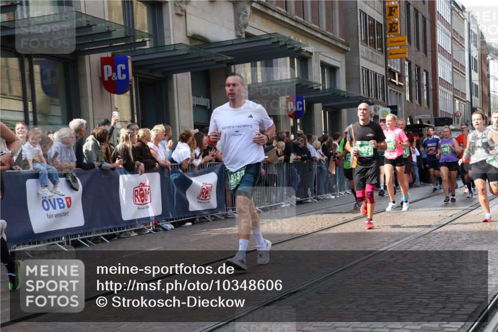 13.09.2026 - 21. swb-Marathon Bremen Strokosch-Dieckow http://msf.ph/oto/10348606 13.09.2026 13:30:56 Ziel 217, 1398, 1479, 1627, 2244, 2513, 2602, 2802, 3152, 3343, 3392, 3396, 3762, 3800, 4477, 4647, 5375, 5673, 5720, 5765, 5846, 5979, 6147, 6419, 6619, 6732, 6968, 7001, 7198, 7296, 7359, 7637, 7798, 7812, 7882, 8035, 8097, 8339, 8342, 8382, 8726, 9147, 9274, 9337, 9822, 9937, 9958, 9969, 9977, 13066, 244, 800, 834, 1189, 1533, 1771, 1841, 1926, 1941, 2369, 2452, 2723, 2902, 2985, 3360, 4206, 4251, 4342, 4757, 4920, 5600, 5681, 5802, 6307, 7760, 8543 meine-sportfotos.de