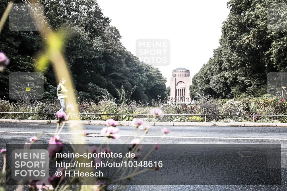 13.09.2026 - Stadtparktriathlon H.Heesch http://msf.ph/oto/10348616 13.09.2026 11:24:53 Radfahren 606, 662, 816 meine-sportfotos.de