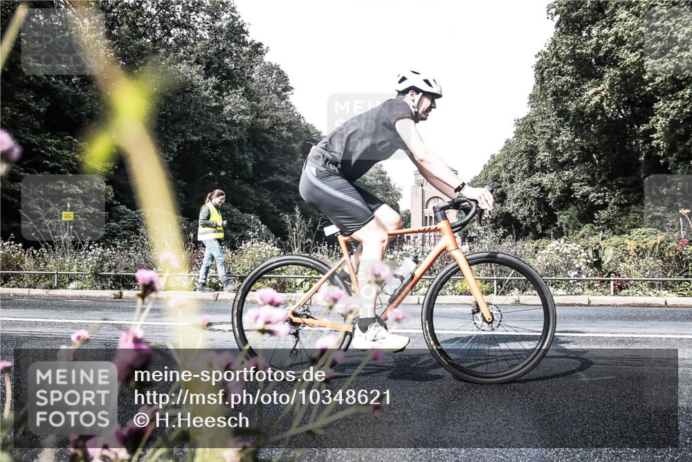 13.09.2026 - Stadtparktriathlon H.Heesch http://msf.ph/oto/10348621 13.09.2026 11:24:54 Radfahren 662, 816 meine-sportfotos.de