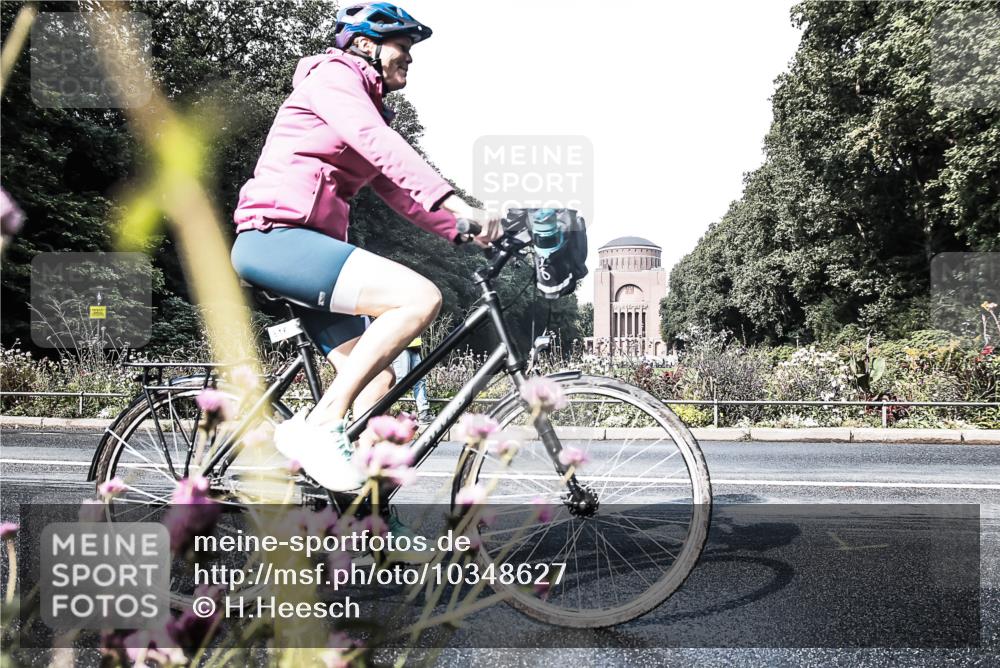 13.09.2026 - Stadtparktriathlon H.Heesch http://msf.ph/oto/10348627 13.09.2026 11:24:55 Radfahren 662, 816 meine-sportfotos.de