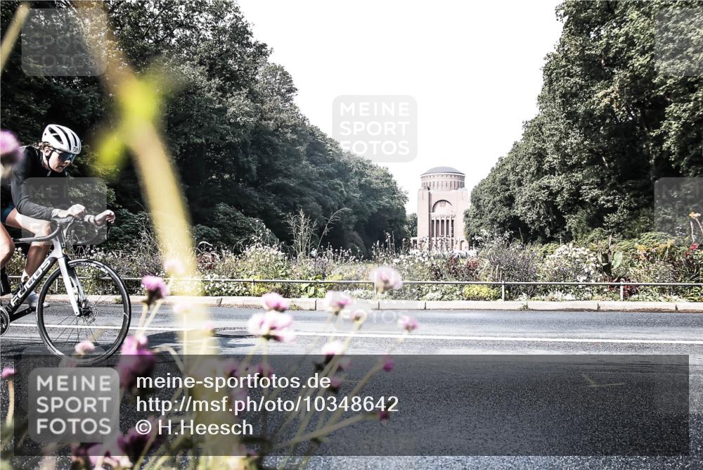 13.09.2026 - Stadtparktriathlon H.Heesch http://msf.ph/oto/10348642 13.09.2026 11:25:07 Radfahren 639, 663, 684, 735, 752, 763, 772 meine-sportfotos.de