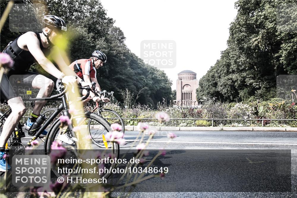 13.09.2026 - Stadtparktriathlon H.Heesch http://msf.ph/oto/10348649 13.09.2026 11:25:10 Radfahren 639, 663, 684, 735, 736, 772, 819 meine-sportfotos.de