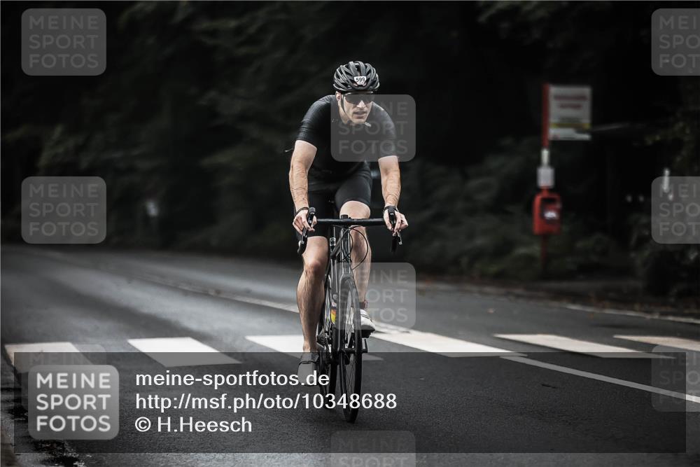 13.09.2026 - Stadtparktriathlon H.Heesch http://msf.ph/oto/10348688 13.09.2026 10:59:31 Radfahren 481, 599, 626 meine-sportfotos.de