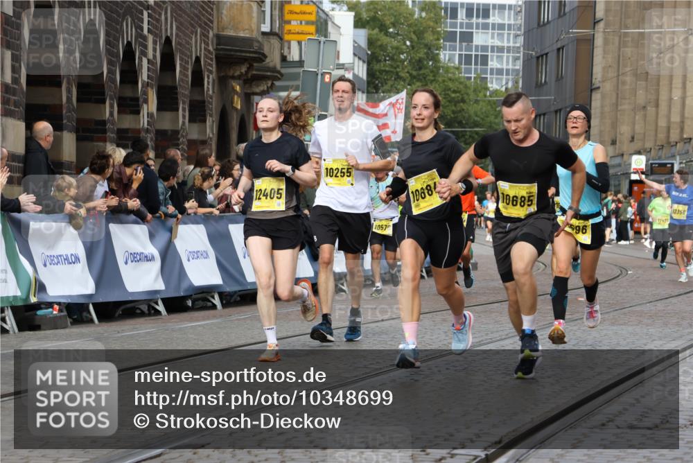13.09.2026 - 21. swb-Marathon Bremen Strokosch-Dieckow http://msf.ph/oto/10348699 13.09.2026 10:53:58 Ziel 10141, 10174, 10222, 10227, 10478, 10479, 10626, 10684, 10838, 10845, 10886, 10905, 11242, 11446, 11502, 11590, 11800, 11950, 12056, 12119, 12308, 12331, 12341, 13597, 10822, 10947, 10996, 11010, 11290, 11329, 11361, 11765, 11998, 13531 meine-sportfotos.de