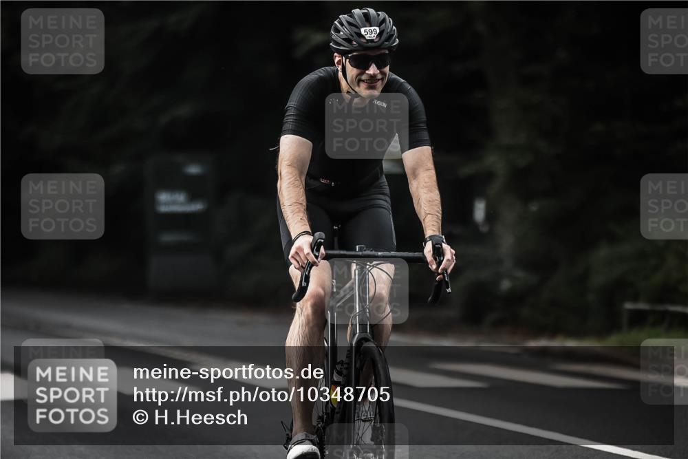 13.09.2026 - Stadtparktriathlon H.Heesch http://msf.ph/oto/10348705 13.09.2026 10:59:32 Radfahren 481, 490, 599, 626 meine-sportfotos.de