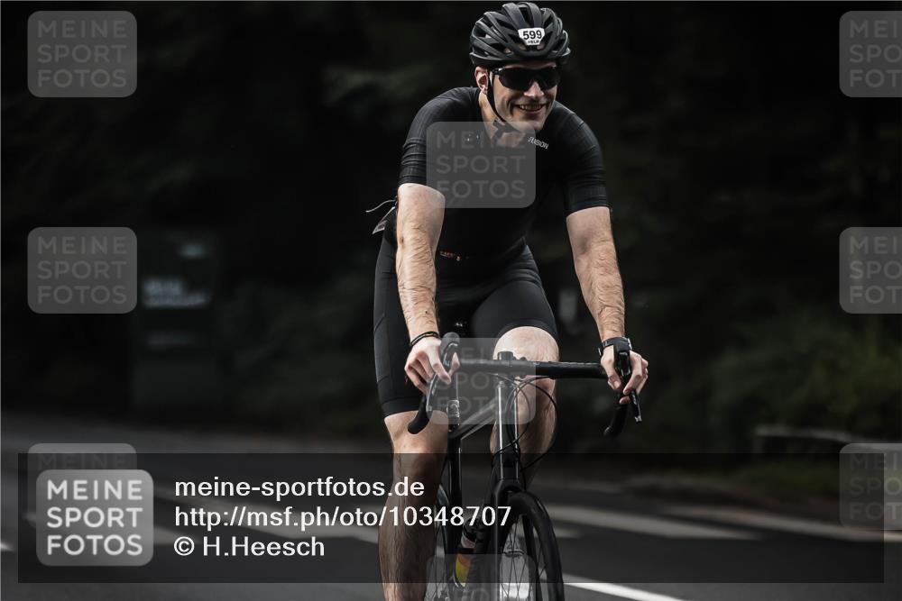 13.09.2026 - Stadtparktriathlon H.Heesch http://msf.ph/oto/10348707 13.09.2026 10:59:32 Radfahren 481, 490, 599, 626 meine-sportfotos.de