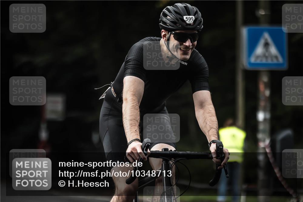 13.09.2026 - Stadtparktriathlon H.Heesch http://msf.ph/oto/10348713 13.09.2026 10:59:32 Radfahren 481, 490, 599, 626 meine-sportfotos.de
