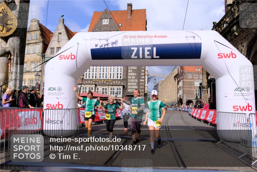 13.09.2026 - 21. swb-Marathon Bremen Tim E. http://msf.ph/oto/10348717 13.09.2026 11:20:55 Ziel 10161, 11529, 11530, 11541, 11675, 11980, 12153, 12316, 12317 meine-sportfotos.de