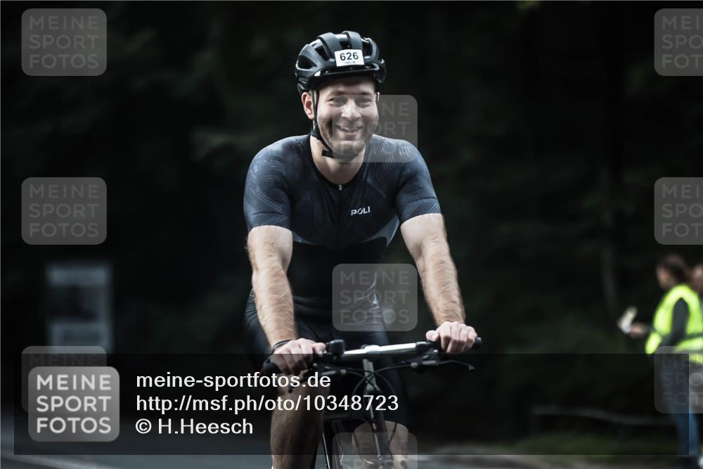 13.09.2026 - Stadtparktriathlon H.Heesch http://msf.ph/oto/10348723 13.09.2026 10:59:37 Radfahren 490, 599, 626, 629, 641, 646, 649 meine-sportfotos.de