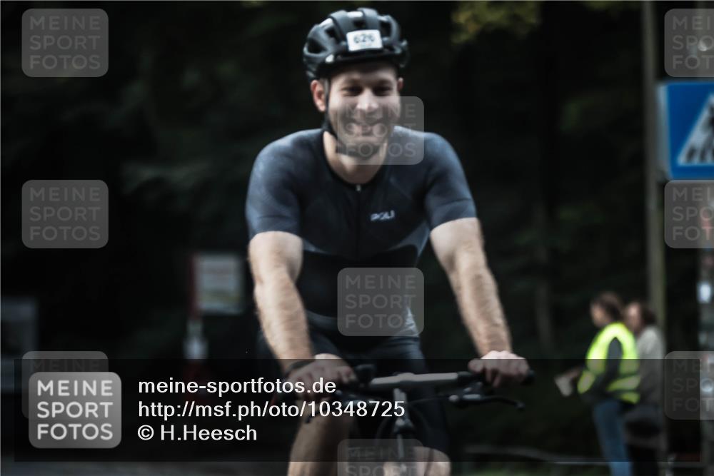 13.09.2026 - Stadtparktriathlon H.Heesch http://msf.ph/oto/10348725 13.09.2026 10:59:37 Radfahren 490, 599, 626, 629, 641, 646, 649 meine-sportfotos.de