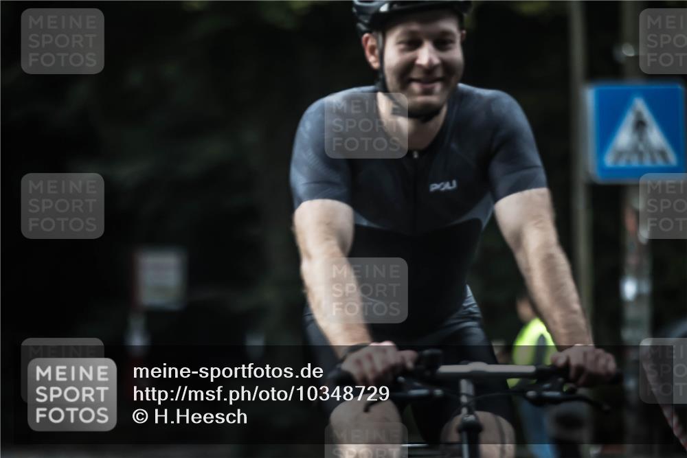 13.09.2026 - Stadtparktriathlon H.Heesch http://msf.ph/oto/10348729 13.09.2026 10:59:37 Radfahren 490, 599, 626, 629, 641, 646, 649 meine-sportfotos.de