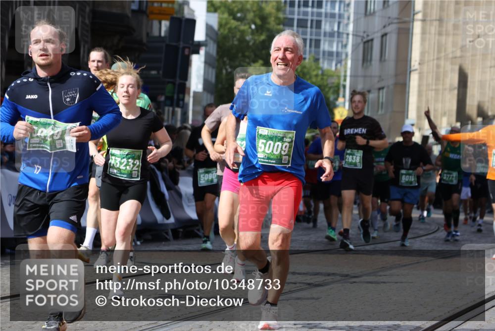 13.09.2026 - 21. swb-Marathon Bremen Strokosch-Dieckow http://msf.ph/oto/10348733 13.09.2026 13:32:46 Ziel 287, 1369, 1687, 2292, 2293, 2910, 2992, 3354, 3402, 3429, 3441, 3650, 3878, 3922, 4057, 4263, 4380, 4471, 4655, 4835, 5281, 6518, 6593, 6760, 6781, 6857, 6900, 7150, 7173, 7553, 7572, 7990, 8632, 8957, 9040, 9151, 9175, 9198, 9283, 9719, 9779, 13029, 13208, 13244, 891, 1532, 2638, 3167, 3404, 3773, 3902, 4194, 4233, 5009, 5090, 5706, 6018, 6786, 6941, 7756, 8506, 9292, 9406, 9745, 9829, 10048, 13039, 13146, 13164, 13232, 13234, 13247 meine-sportfotos.de