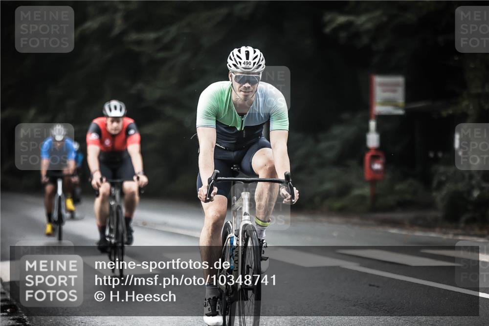 13.09.2026 - Stadtparktriathlon H.Heesch http://msf.ph/oto/10348741 13.09.2026 10:59:38 Radfahren 490, 626, 629, 641, 646, 649 meine-sportfotos.de