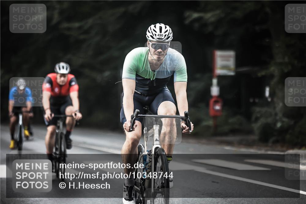 13.09.2026 - Stadtparktriathlon H.Heesch http://msf.ph/oto/10348744 13.09.2026 10:59:39 Radfahren 490, 550, 626, 629, 641, 646, 649 meine-sportfotos.de
