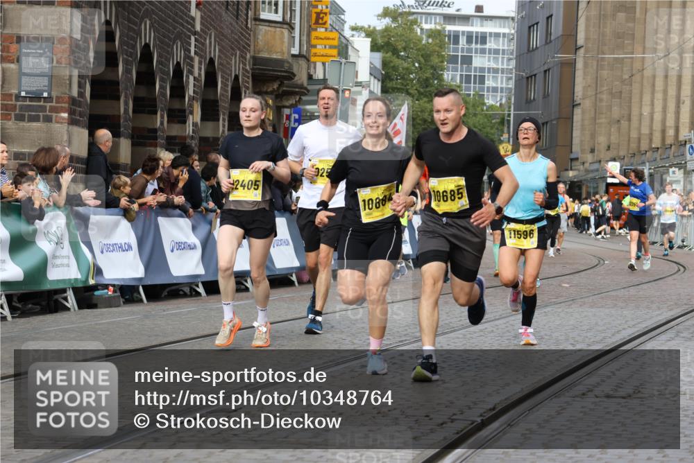 13.09.2026 - 21. swb-Marathon Bremen Strokosch-Dieckow http://msf.ph/oto/10348764 13.09.2026 10:53:58 Ziel 10141, 10174, 10222, 10227, 10478, 10479, 10626, 10684, 10838, 10845, 10886, 10905, 11242, 11446, 11502, 11590, 11800, 11950, 12056, 12119, 12308, 12331, 12341, 13597, 10822, 10947, 10996, 11010, 11290, 11329, 11361, 11765, 11998, 13531 meine-sportfotos.de