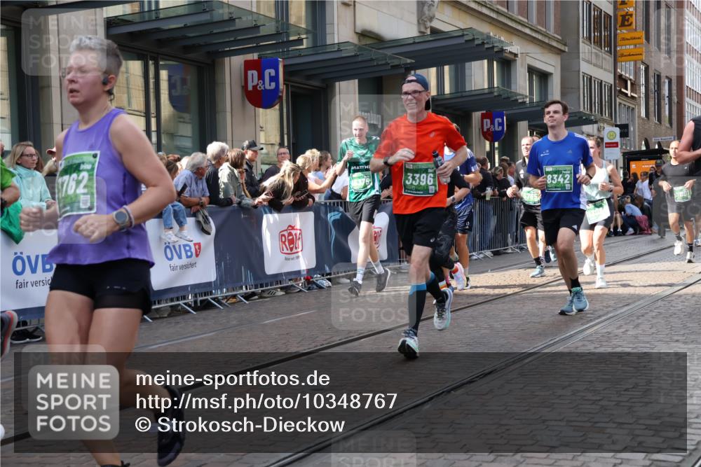 13.09.2026 - 21. swb-Marathon Bremen Strokosch-Dieckow http://msf.ph/oto/10348767 13.09.2026 13:31:00 Ziel 217, 922, 1398, 1627, 2244, 2513, 2602, 2707, 2802, 3152, 3343, 3392, 3396, 3579, 3762, 3800, 4258, 4477, 4647, 5375, 5504, 5673, 5720, 5765, 5846, 5979, 6147, 6419, 6619, 6732, 6968, 6971, 7001, 7296, 7359, 7637, 7812, 7882, 8035, 8097, 8239, 8339, 8342, 8382, 8726, 9147, 9155, 9274, 9337, 9822, 9969, 9977, 13066, 244, 800, 834, 1189, 1479, 1533, 1771, 1841, 1926, 1941, 2369, 2902, 2985, 3360, 3800, 4251, 4920, 5600, 5681, 5802, 6307, 7198, 7760, 7798, 8543 meine-sportfotos.de