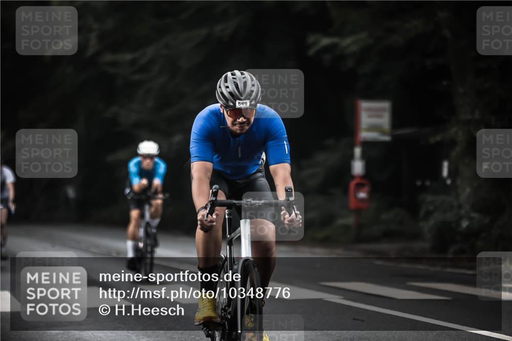 13.09.2026 - Stadtparktriathlon H.Heesch http://msf.ph/oto/10348776 13.09.2026 10:59:41 Radfahren 490, 550, 626, 629, 641, 646, 649 meine-sportfotos.de