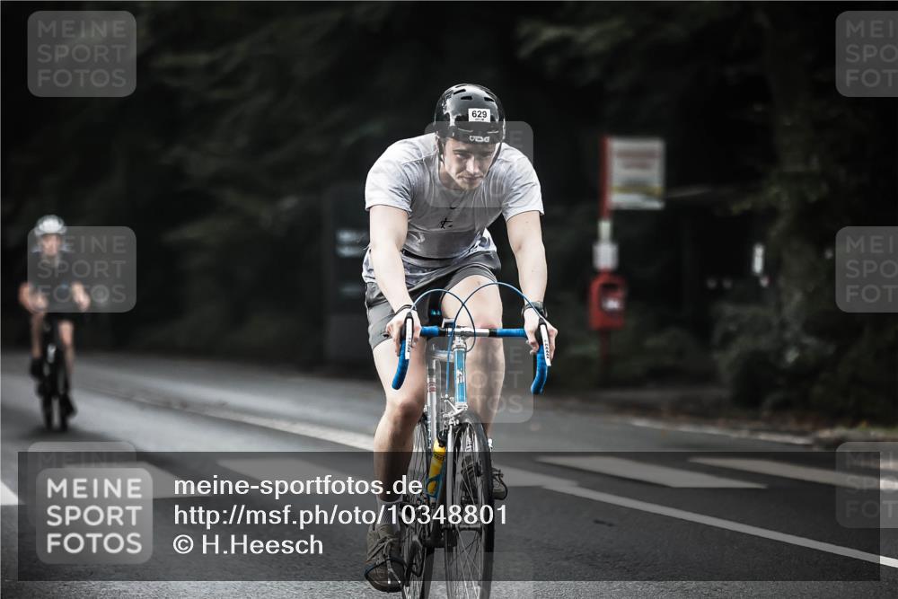 13.09.2026 - Stadtparktriathlon H.Heesch http://msf.ph/oto/10348801 13.09.2026 10:59:43 Radfahren 469, 490, 550, 584, 629, 641, 646, 649 meine-sportfotos.de