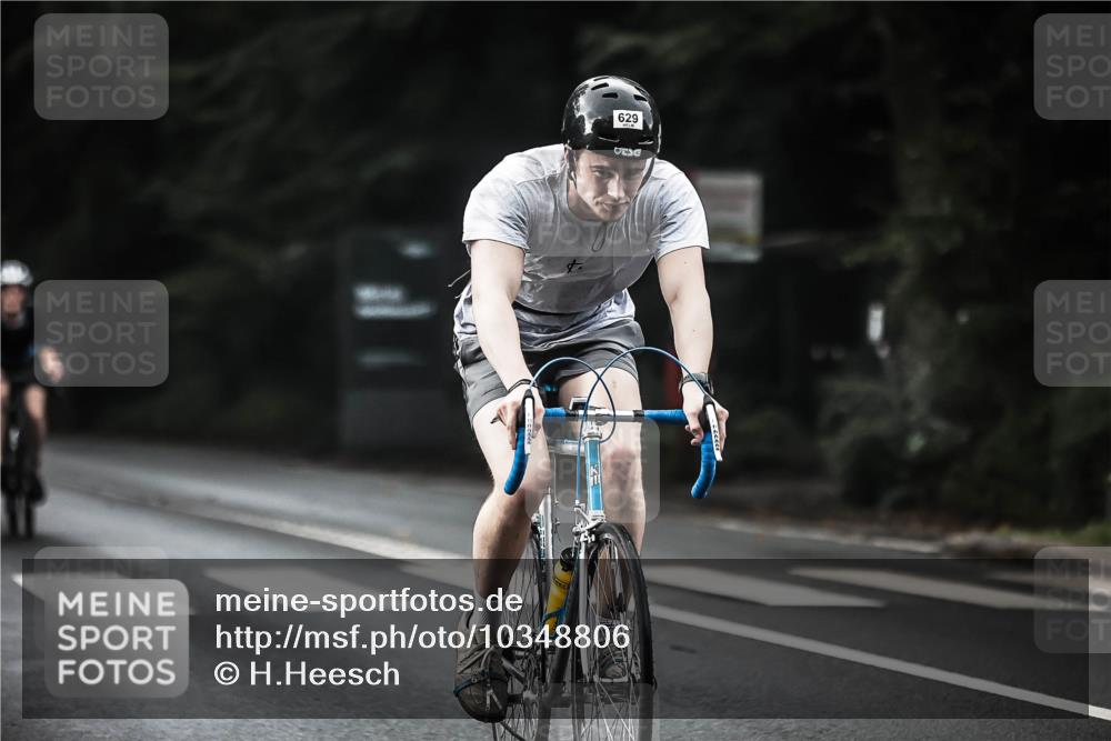 13.09.2026 - Stadtparktriathlon H.Heesch http://msf.ph/oto/10348806 13.09.2026 10:59:44 Radfahren 469, 490, 550, 584, 606, 629, 641, 646, 649 meine-sportfotos.de