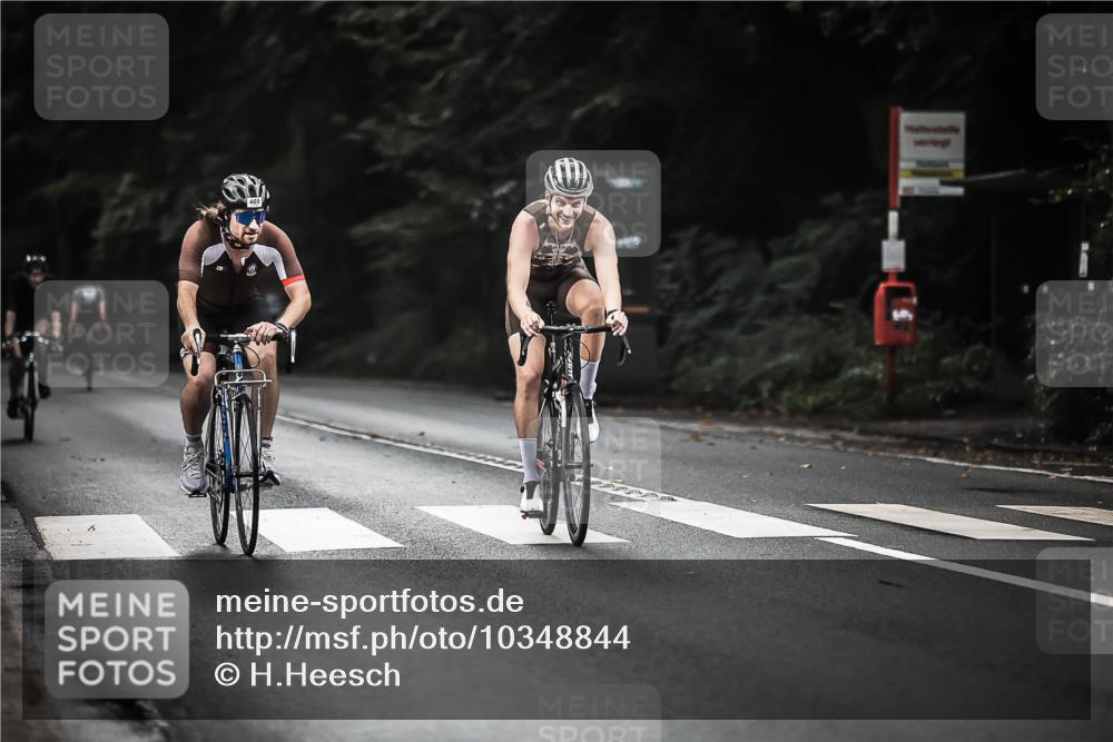 13.09.2026 - Stadtparktriathlon H.Heesch http://msf.ph/oto/10348844 13.09.2026 10:59:47 Radfahren 469, 550, 584, 606, 629, 646, 678, 699 meine-sportfotos.de