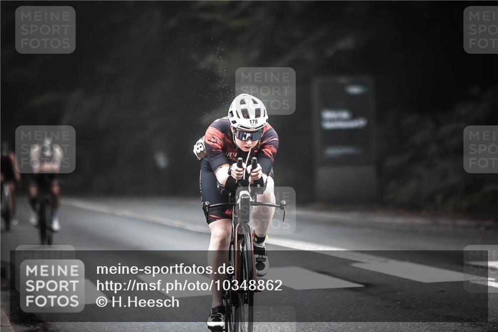 13.09.2026 - Stadtparktriathlon H.Heesch http://msf.ph/oto/10348862 13.09.2026 09:14:36 Radfahren 23, 81, 123, 178, 198, 201 meine-sportfotos.de