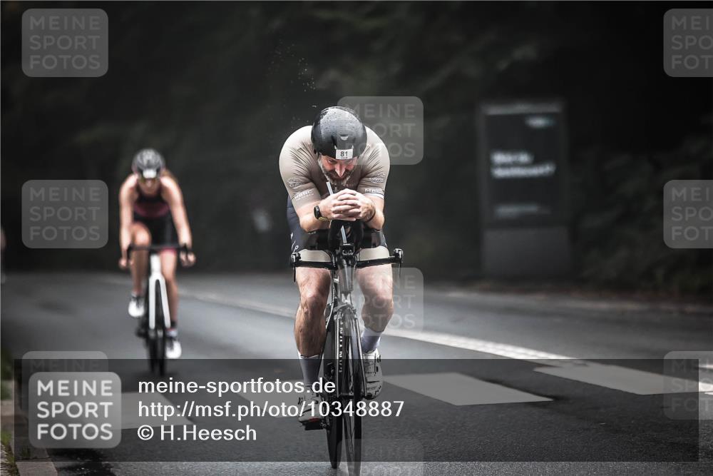 13.09.2026 - Stadtparktriathlon H.Heesch http://msf.ph/oto/10348887 13.09.2026 09:14:39 Radfahren 81, 178, 201 meine-sportfotos.de