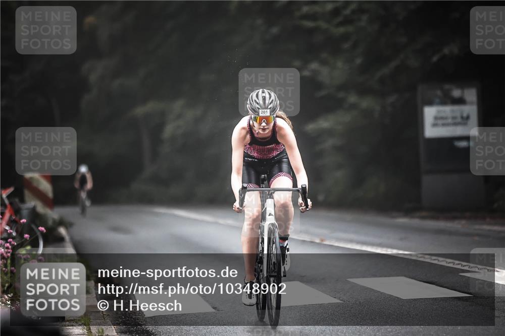 13.09.2026 - Stadtparktriathlon H.Heesch http://msf.ph/oto/10348902 13.09.2026 09:14:40 Radfahren 81, 178, 201 meine-sportfotos.de