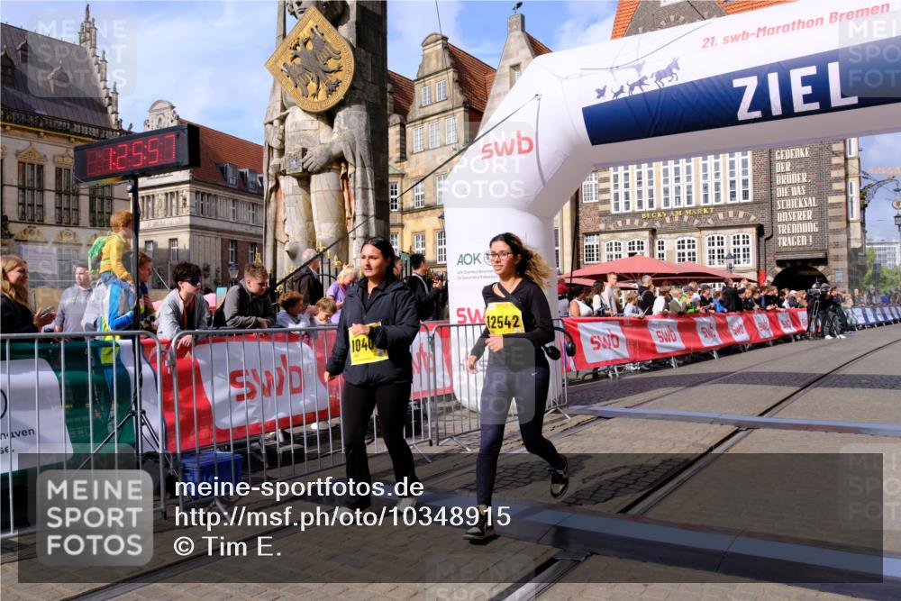 13.09.2026 - 21. swb-Marathon Bremen Tim E. http://msf.ph/oto/10348915 13.09.2026 11:21:14 Ziel 10407, 12542 meine-sportfotos.de