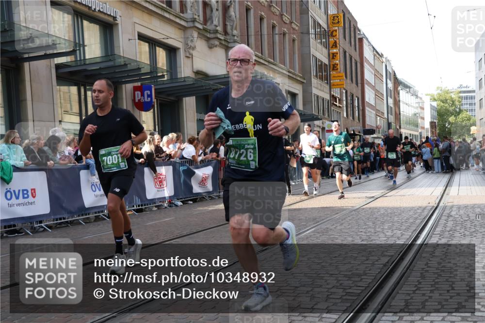 13.09.2026 - 21. swb-Marathon Bremen Strokosch-Dieckow http://msf.ph/oto/10348932 13.09.2026 13:31:05 Ziel 217, 922, 1398, 1600, 1627, 2244, 2602, 2707, 3152, 3343, 3392, 3396, 3579, 3762, 3859, 4258, 4477, 4692, 4889, 5375, 5504, 5673, 5720, 5765, 5979, 6039, 6147, 6619, 6968, 6971, 7001, 7032, 7296, 7812, 8035, 8097, 8239, 8339, 8342, 8495, 8522, 8726, 9147, 9155, 9293, 9337, 9822, 9969, 9977, 13066, 244, 1189, 1479, 1533, 1771, 1841, 1941, 2513, 2802, 2902, 2985, 3360, 3800, 4251, 4920, 5600, 5681, 5802, 6307, 7198, 7760, 7798, 8543 meine-sportfotos.de