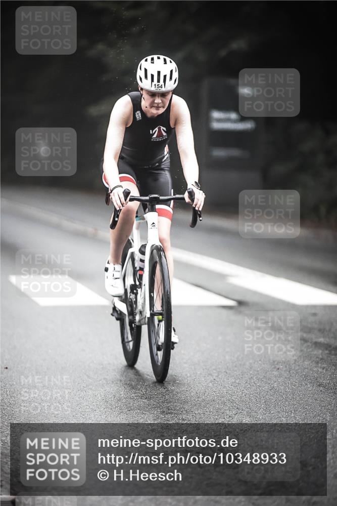 13.09.2026 - Stadtparktriathlon H.Heesch http://msf.ph/oto/10348933 13.09.2026 09:14:48 Radfahren 154 meine-sportfotos.de
