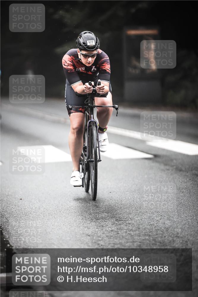 13.09.2026 - Stadtparktriathlon H.Heesch http://msf.ph/oto/10348958 13.09.2026 09:14:55 Radfahren 177, 184 meine-sportfotos.de