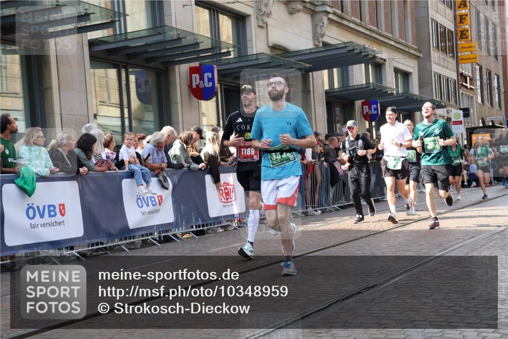 13.09.2026 - 21. swb-Marathon Bremen Strokosch-Dieckow http://msf.ph/oto/10348959 13.09.2026 13:31:05 Ziel 217, 922, 1398, 1600, 1627, 2244, 2602, 2707, 3152, 3343, 3392, 3396, 3579, 3762, 3859, 4258, 4477, 4692, 4889, 5375, 5504, 5673, 5720, 5765, 5979, 6039, 6147, 6619, 6968, 6971, 7001, 7032, 7296, 7812, 8035, 8097, 8239, 8339, 8342, 8495, 8522, 8726, 9147, 9155, 9293, 9337, 9822, 9969, 9977, 13066, 244, 1189, 1479, 1533, 1771, 1841, 1941, 2513, 2802, 2902, 2985, 3360, 3800, 4251, 4920, 5600, 5681, 5802, 6307, 7198, 7760, 7798, 8543 meine-sportfotos.de