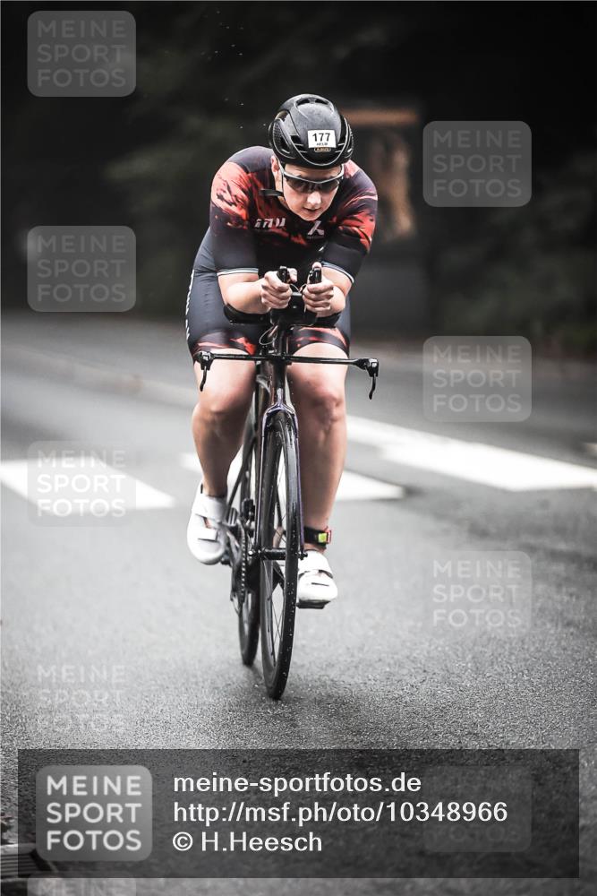 13.09.2026 - Stadtparktriathlon H.Heesch http://msf.ph/oto/10348966 13.09.2026 09:14:56 Radfahren 177, 184 meine-sportfotos.de