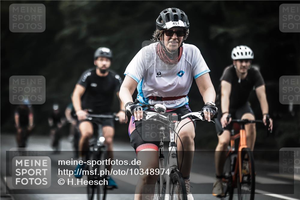 13.09.2026 - Stadtparktriathlon H.Heesch http://msf.ph/oto/10348974 13.09.2026 10:59:57 Radfahren 366, 387, 451, 518, 555, 562, 568, 575, 662, 678, 697, 699 meine-sportfotos.de