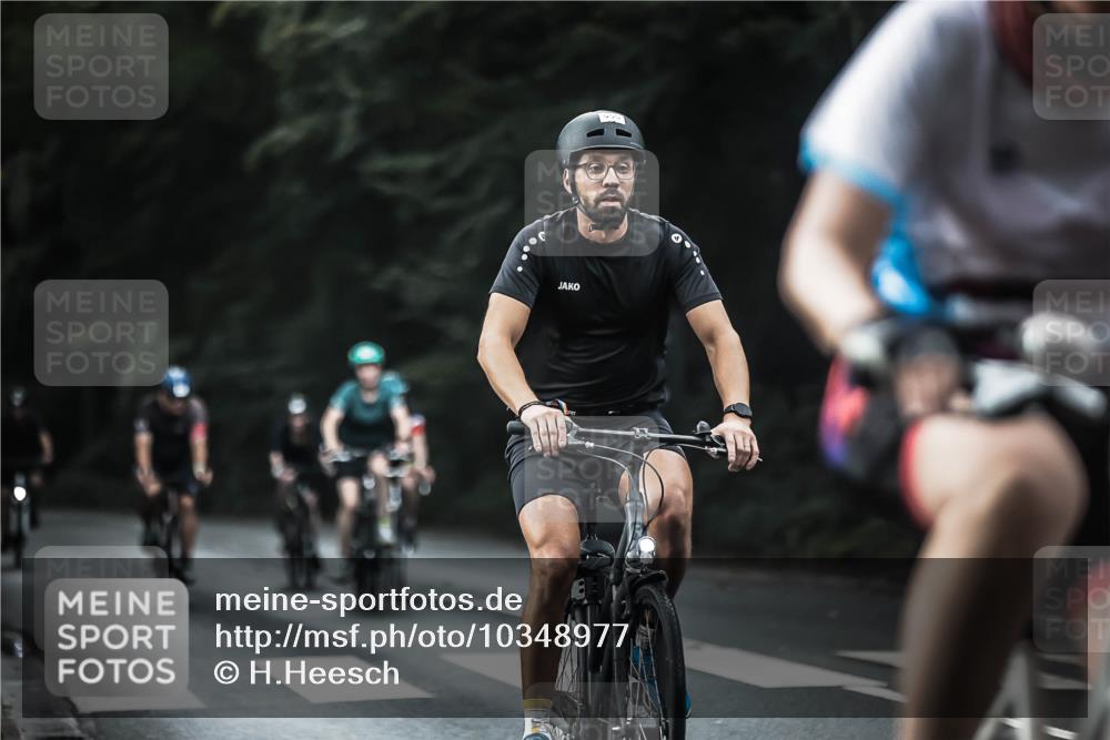 13.09.2026 - Stadtparktriathlon H.Heesch http://msf.ph/oto/10348977 13.09.2026 10:59:58 Radfahren 366, 387, 451, 518, 555, 562, 568, 575, 662, 678, 697, 699 meine-sportfotos.de