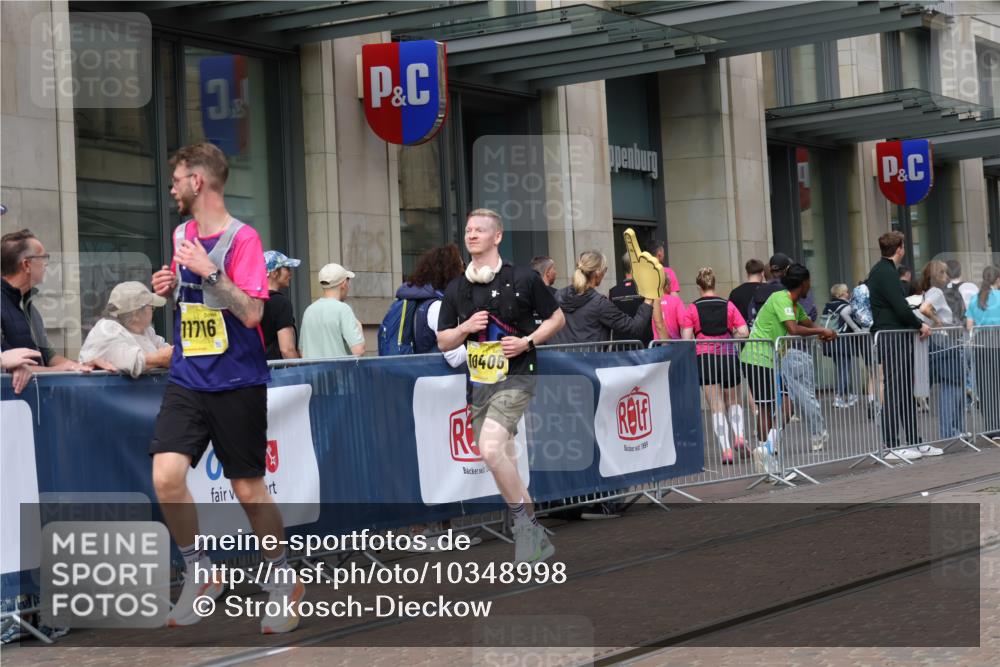 13.09.2026 - 21. swb-Marathon Bremen Strokosch-Dieckow http://msf.ph/oto/10348998 13.09.2026 11:12:17 Ziel 10213, 10354, 10406, 10743, 10874, 10875, 10909, 11090, 11657, 11716, 12234, 12327, 12497, 10213, 10414, 10490, 11052, 11585, 11633, 12012 meine-sportfotos.de