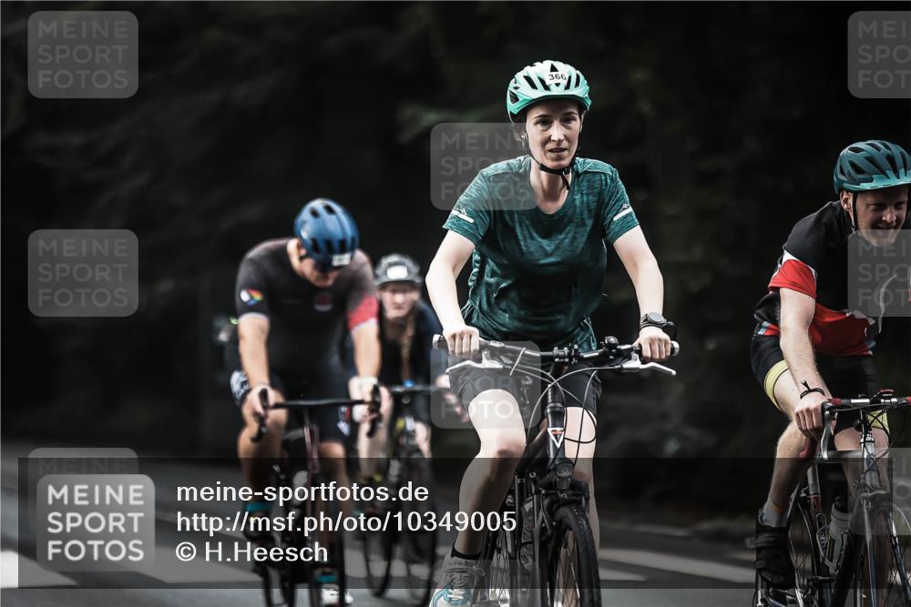 13.09.2026 - Stadtparktriathlon H.Heesch http://msf.ph/oto/10349005 13.09.2026 11:00:01 Radfahren 366, 387, 451, 555, 562, 568, 575, 662, 697 meine-sportfotos.de