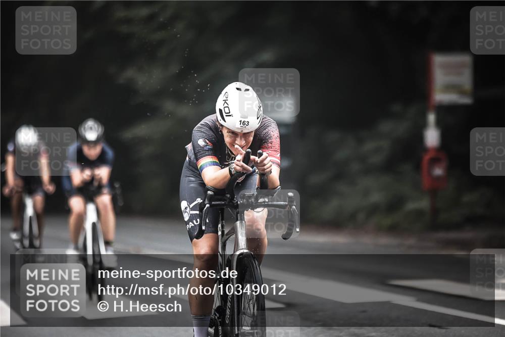 13.09.2026 - Stadtparktriathlon H.Heesch http://msf.ph/oto/10349012 13.09.2026 09:15:07 Radfahren 9, 29, 142, 163, 203 meine-sportfotos.de