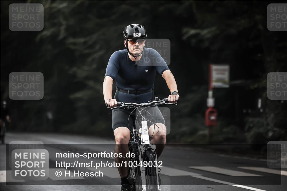 13.09.2026 - Stadtparktriathlon H.Heesch http://msf.ph/oto/10349032 13.09.2026 11:00:03 Radfahren 366, 375, 387, 451, 482, 543, 555, 562, 568, 662, 697 meine-sportfotos.de