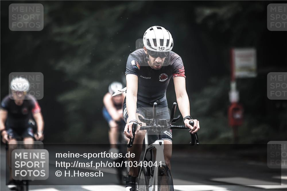 13.09.2026 - Stadtparktriathlon H.Heesch http://msf.ph/oto/10349041 13.09.2026 09:15:09 Radfahren 9, 29, 142, 163, 203 meine-sportfotos.de