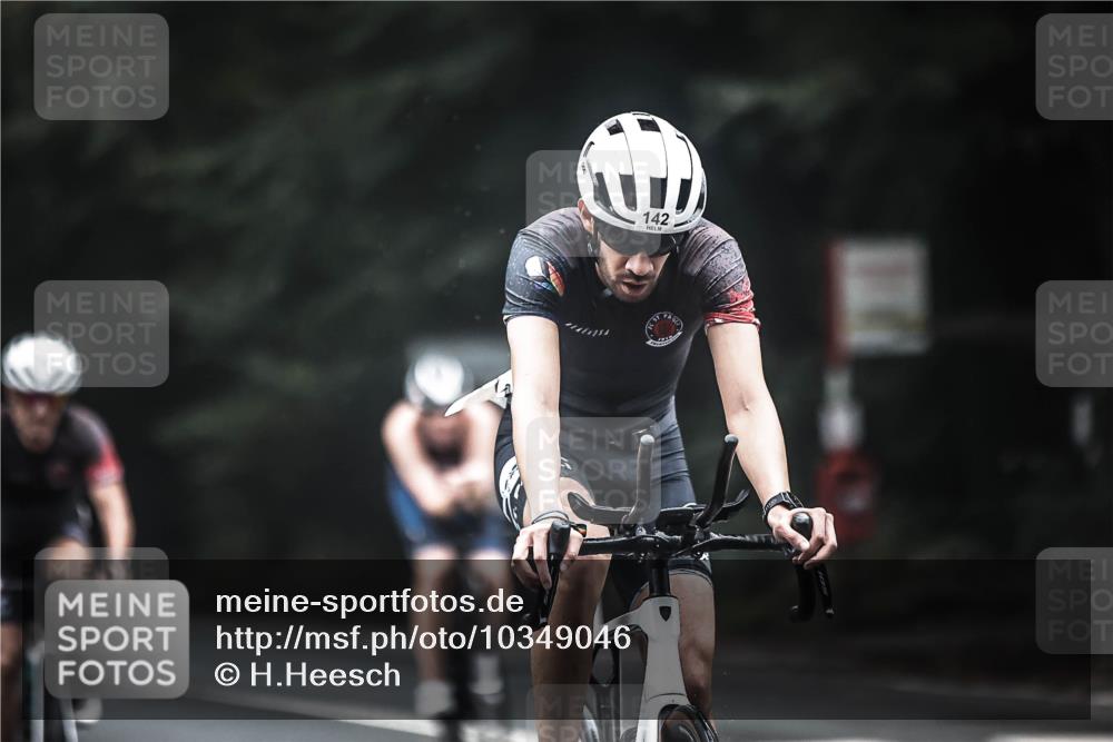 13.09.2026 - Stadtparktriathlon H.Heesch http://msf.ph/oto/10349046 13.09.2026 09:15:09 Radfahren 9, 29, 142, 163, 203 meine-sportfotos.de
